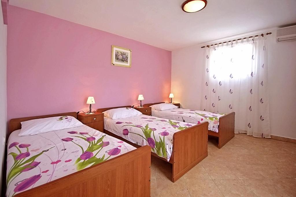 Apartments Alice Green Oasis - Πόρετς Δωμάτιο φωτογραφία