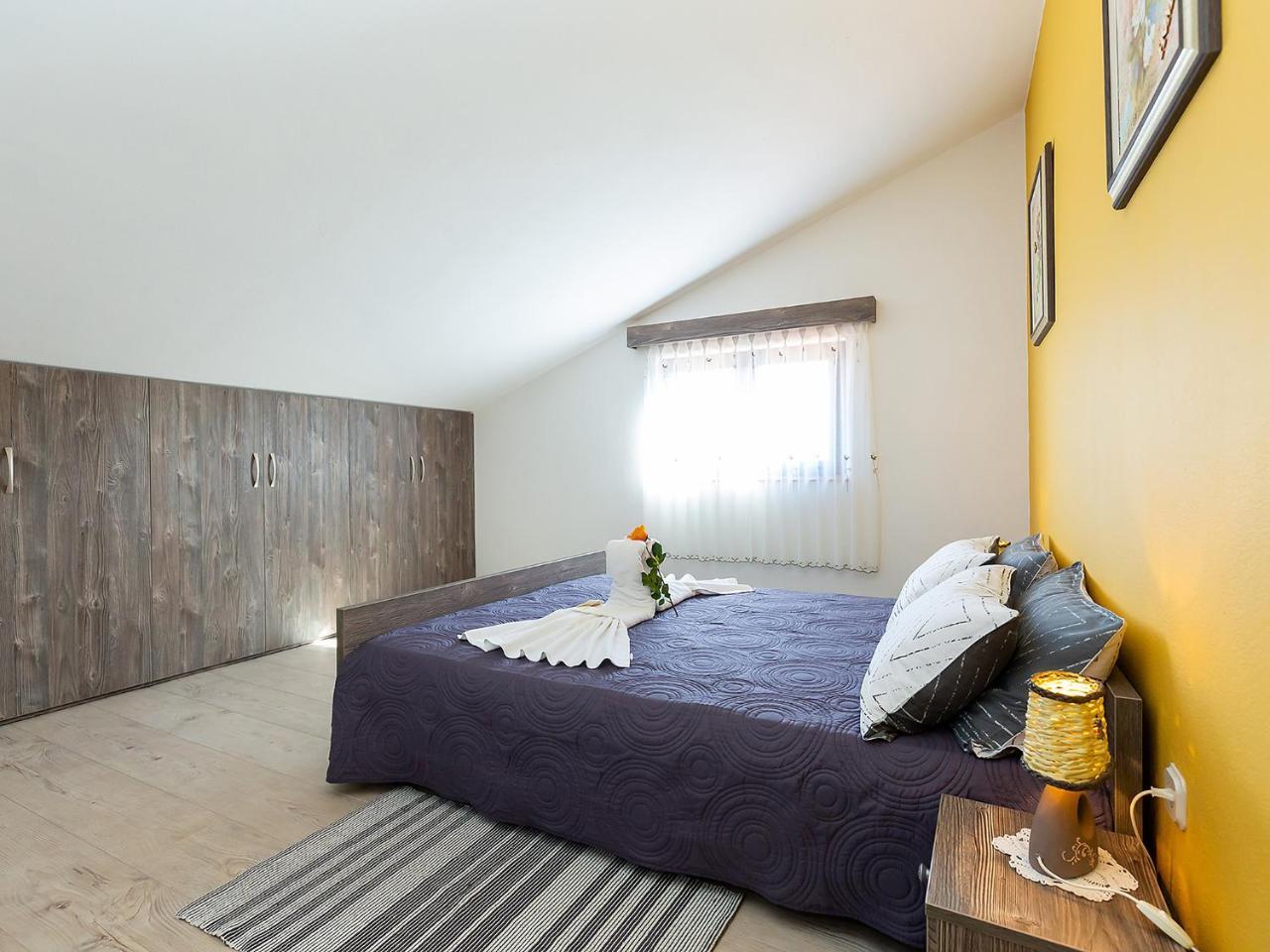 Apartments Alice Green Oasis - Πόρετς Εξωτερικό φωτογραφία